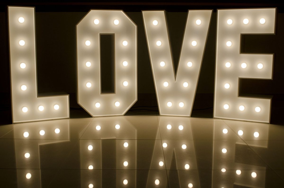 Brandekor-LoveLED3