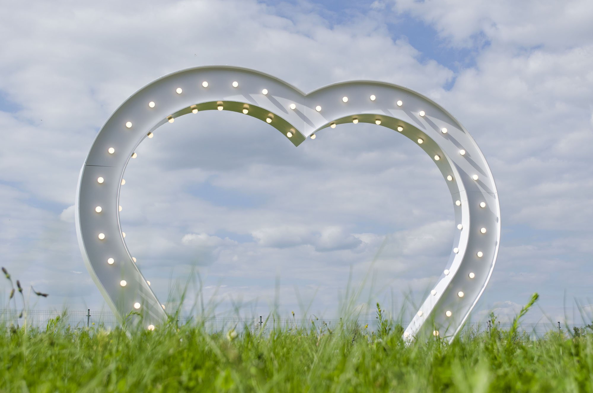 0_0_brandekor-3ee6a9f9f722ad17afb761646fdb43ac