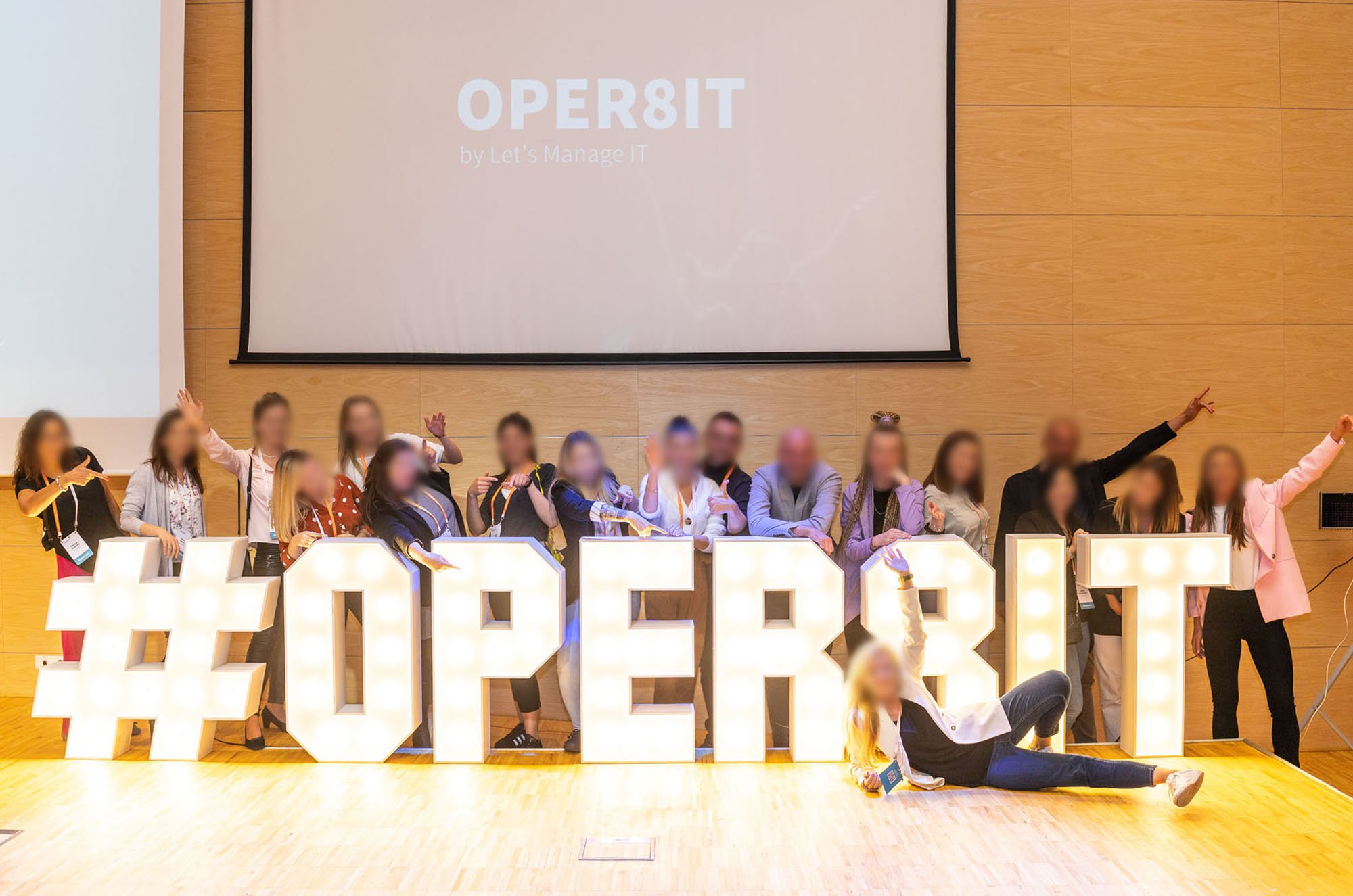 0_0_brandekor-43a501b9c55d6c63d9a5120550463af5