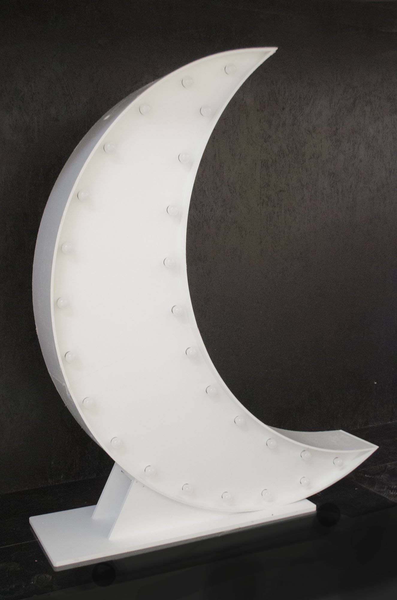 0_0_brandekor-7b14f8f573238353dac2efe731b28b5a