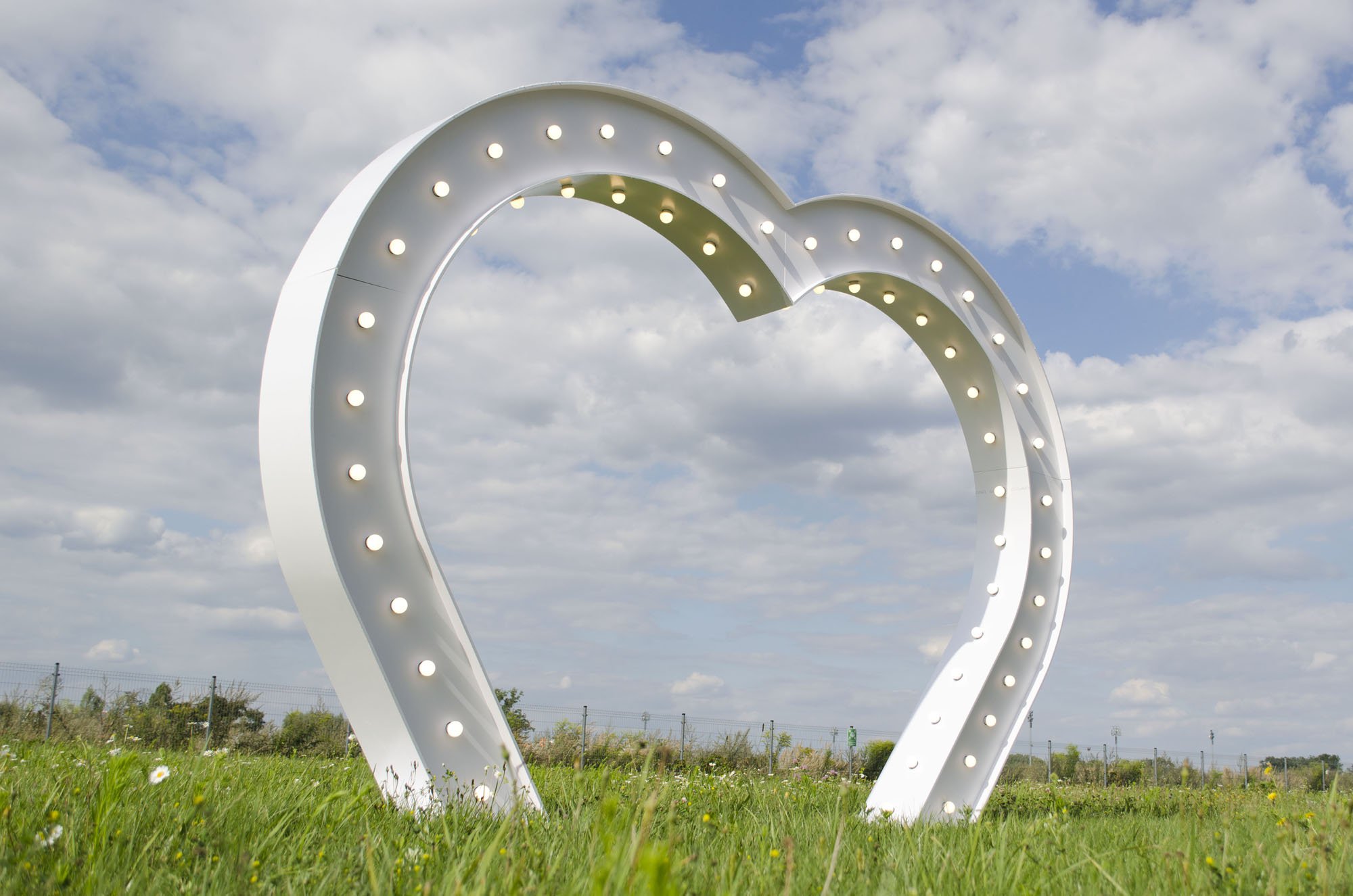 0_0_brandekor-e5c7dc8e1fc9945610365a1a098b10c8