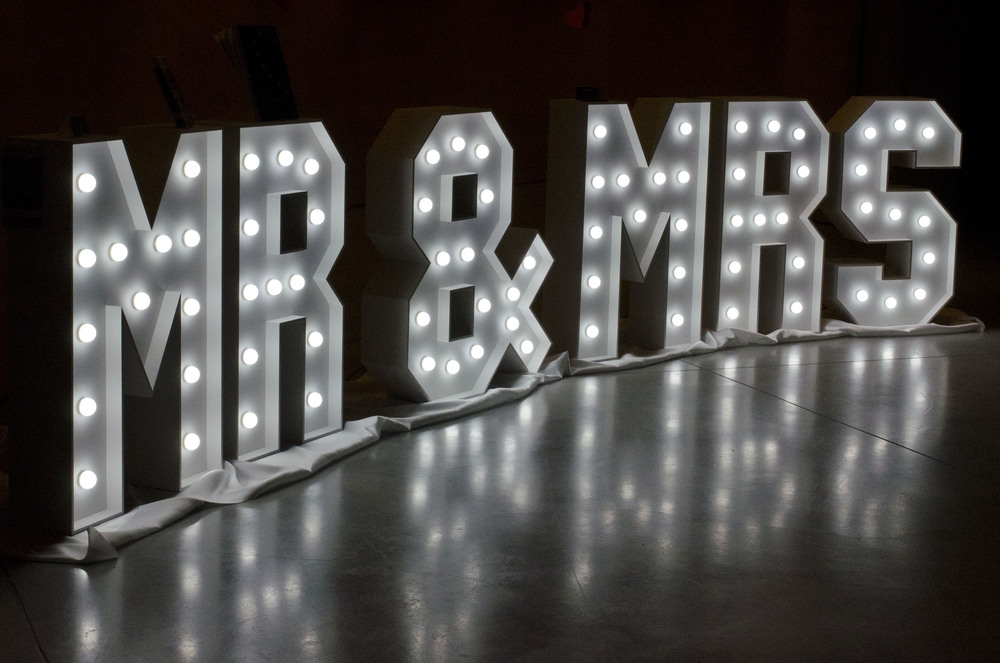 brandekor_MR&MRS_literyretro_3516