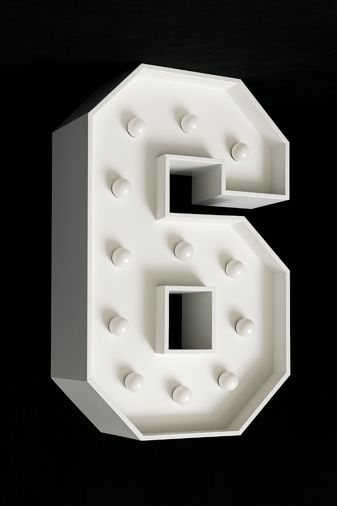 brandekor_cyfra_6_z_zarowkami_swiecaca_dekoracja_na_urodziny__bokiem