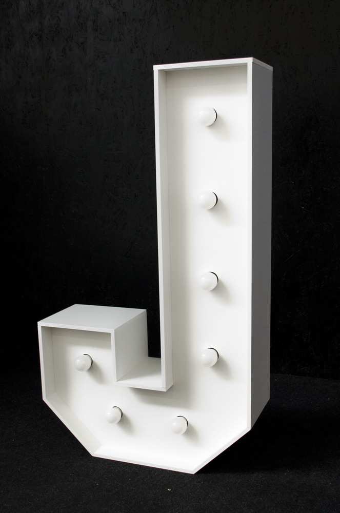 brandekor_stojace_litery_cyfry_swiecace_zarowki_LED_J_5240_2000px — kopia