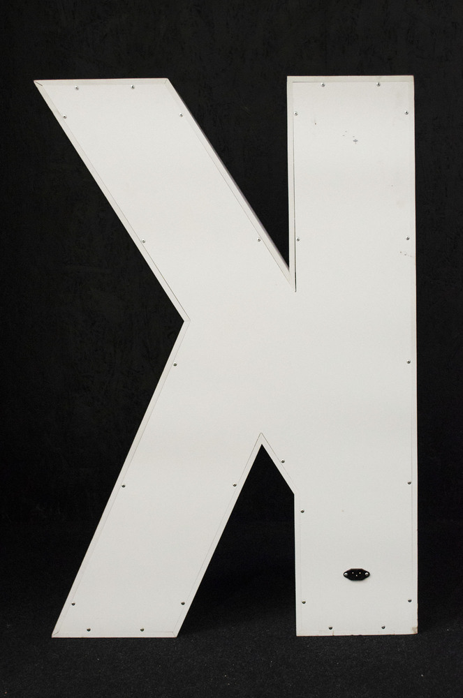 brandekor_stojace_litery_cyfry_swiecace_zarowki_LED_K_5042_2000px — kopia