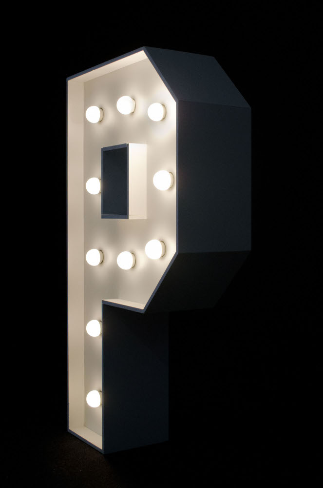 brandekor_stojace_litery_cyfry_swiecace_zarowki_LED_P_4905_2000px