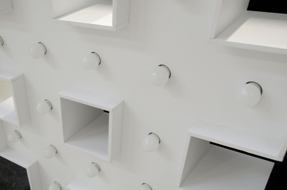 brandekor_stojace_litery_cyfry_swiecace_zarowki_LED_znak #_3074_2000px