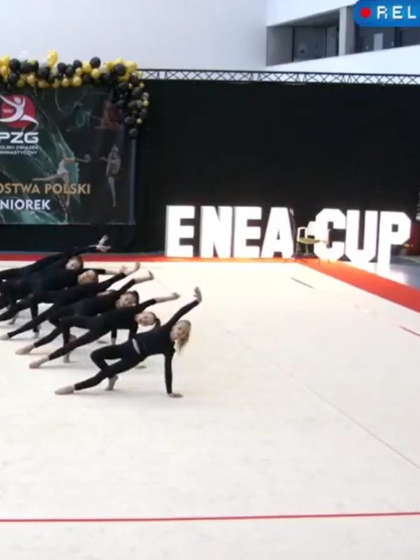 Písmeno N – svíticí dekorace LED s žárovkami na akce a svatby