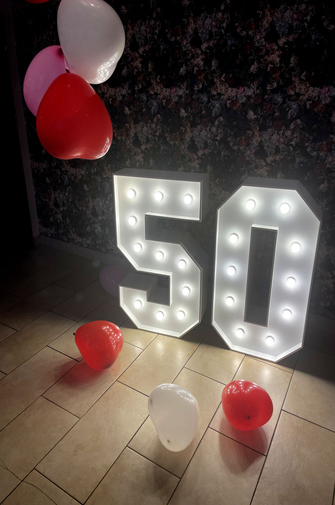 literowelove_cyfry_na_wynajem_50_rocznica_malzenstwa_4733_pion_2000px