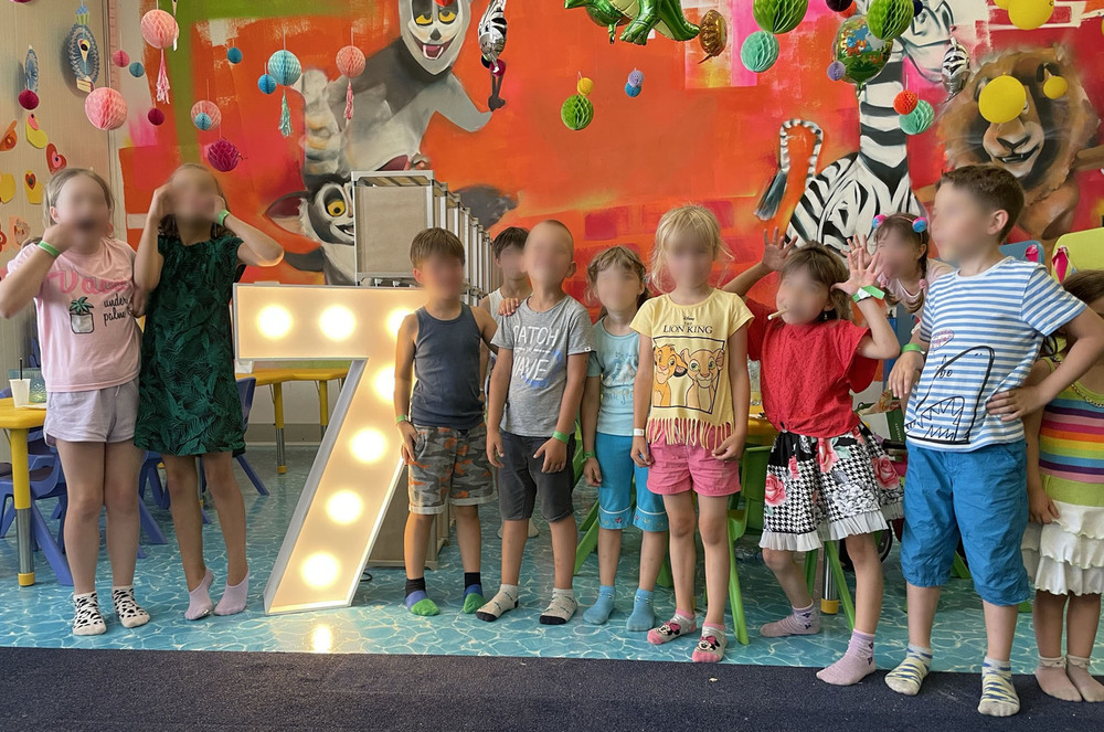 literowelove_najem_dekoracji_swiecaca_cyfra_na_urodziny_4962