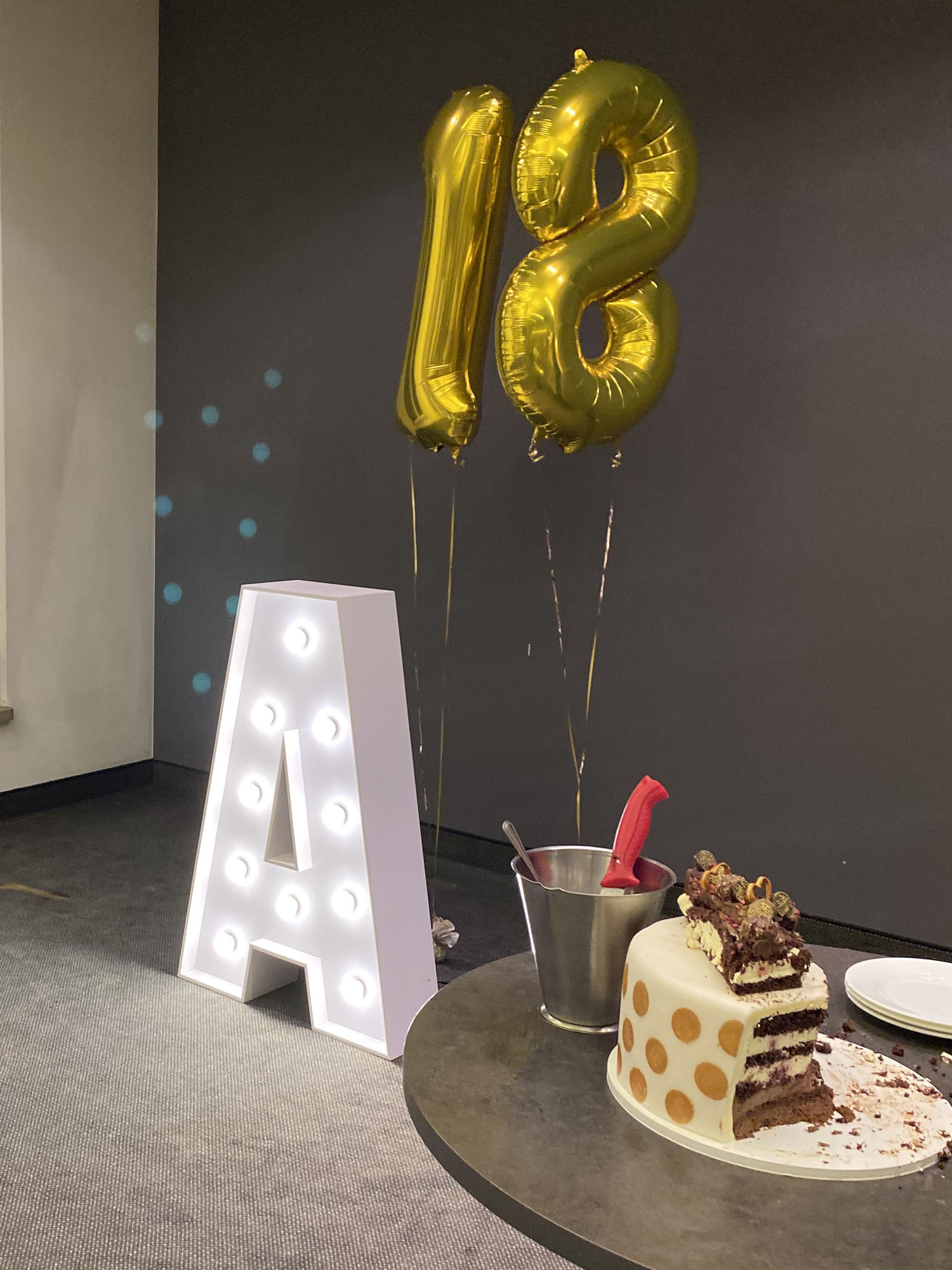 literowelove_wyorzyczalniacyfr_literypodswietlane_40E1A223-9116-452A-AEA0-459C981F227F_2000px