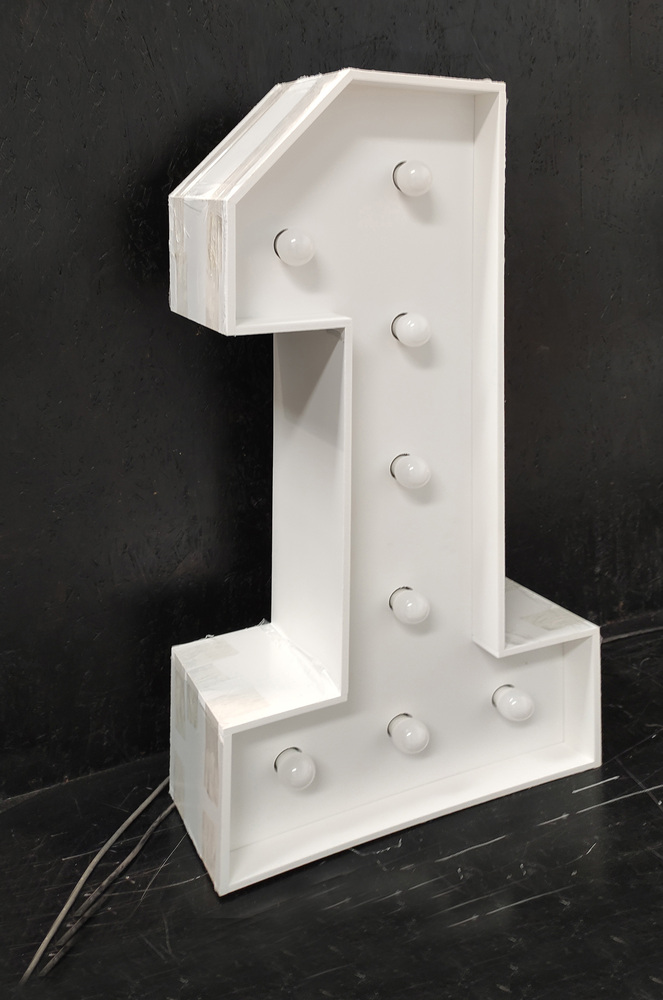 literowelove_wypozczalnia_cyfry_z_zarowkamii_opole_swiecaca_cyfra_1_141238